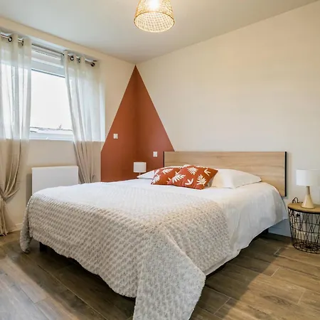 Semesterbostad Familial Renove, Proche Canal, Terrasse, Jardin, Et Verger Commun, A 20 Km De Nantes - Fr-1-306-1262