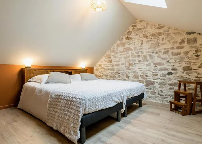 Familial Rénové, Proche Canal, Terrasse, Jardin, Et Verger Commun, à 20 Km De Nantes - Fr-1-306-1262