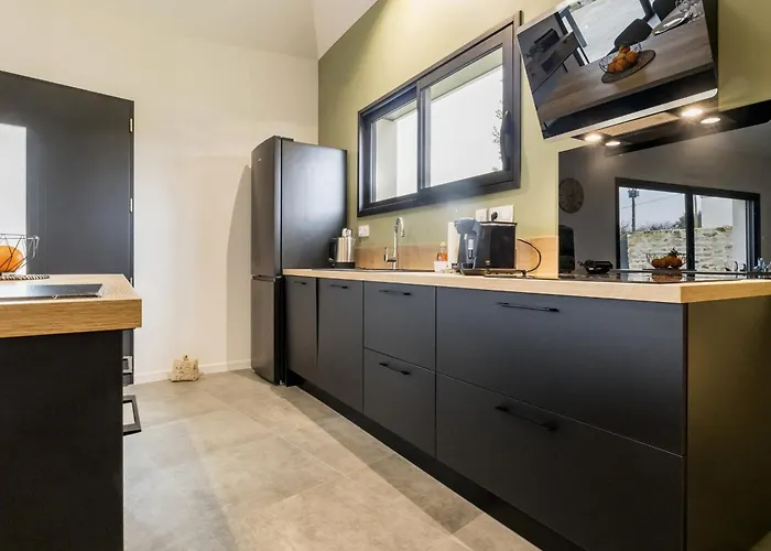 Familial Rénové, Proche Canal, Terrasse, Jardin, Et Verger Commun, à 20 Km De Nantes - Fr-1-306-1262