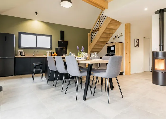 Hébergement de vacances Familial Rénové, Proche Canal, Terrasse, Jardin, Et Verger Commun, à 20 Km De Nantes - Fr-1-306-1262 *